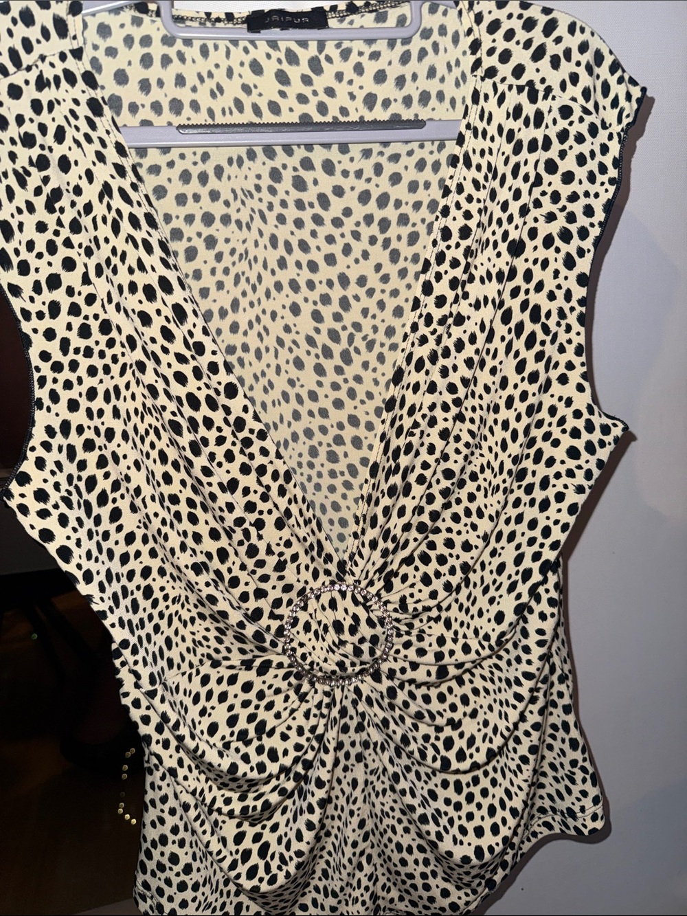 Jaipur Twist-Front Women’s Top